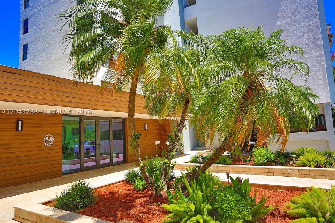 Condo in Bal Harbour, Florida, United States 2 - 18349760