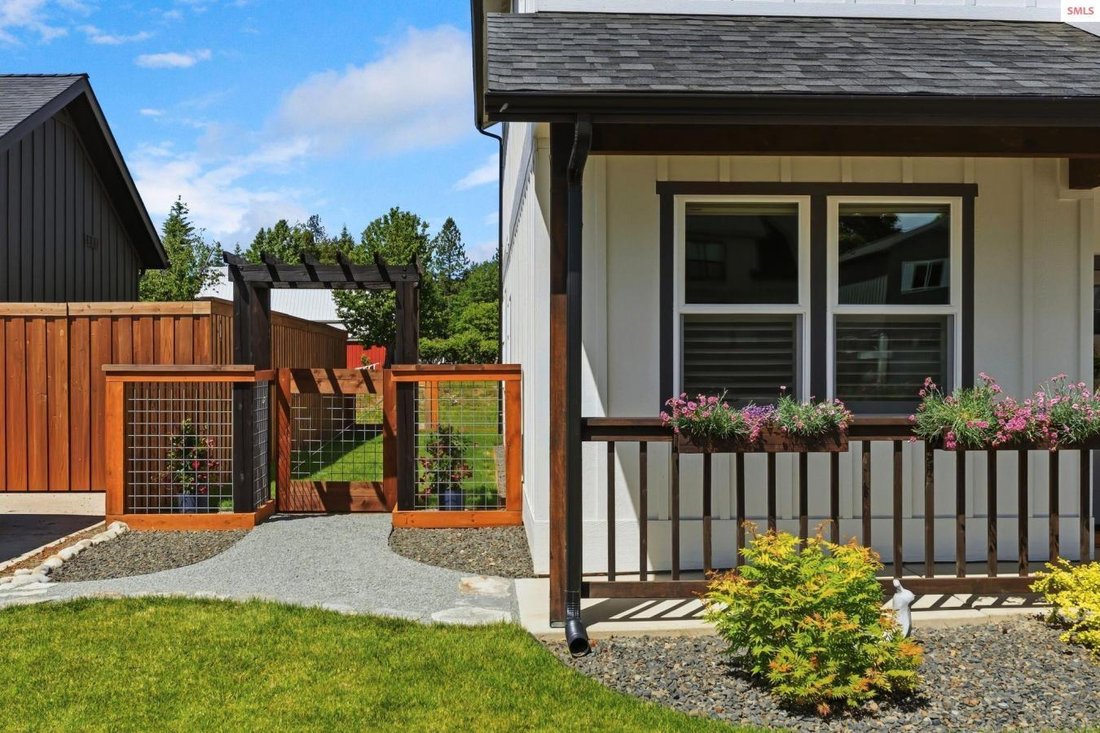 House in Sandpoint, Idaho, United States 2 - 18349773