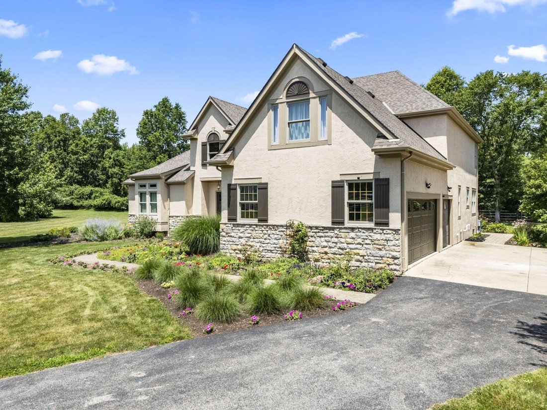 House in Delaware, Ohio, United States 3 - 18349352