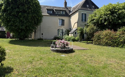 House in Cormery, Centre-Val de Loire, France 1