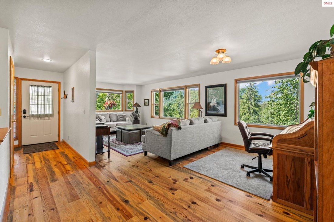 House in Sandpoint, Idaho, United States 4 - 18349776
