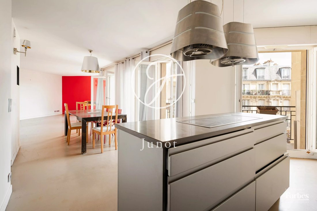 Apartment in Auteuil Sud, Paris 16e Arrondissement, Paris 5 - 18349820
