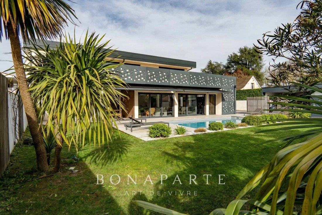 House in Idron, Nouvelle-Aquitaine, France 1 - 17800458
