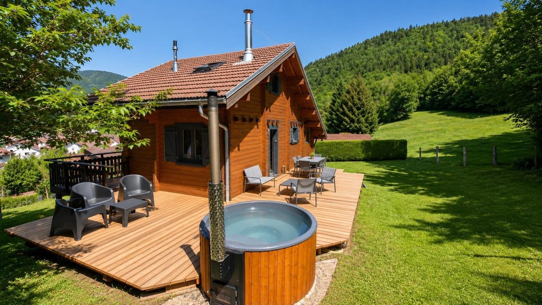 Chalet in Jougne, Bourgogne – Franche-Comté, France 1 - 18348764