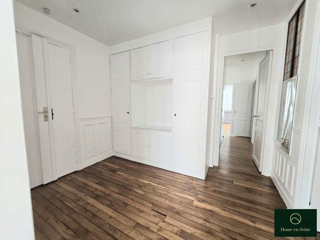 Apartment in Violet Commerce, Paris 15e Arrondissement, Paris 5 - 18348693