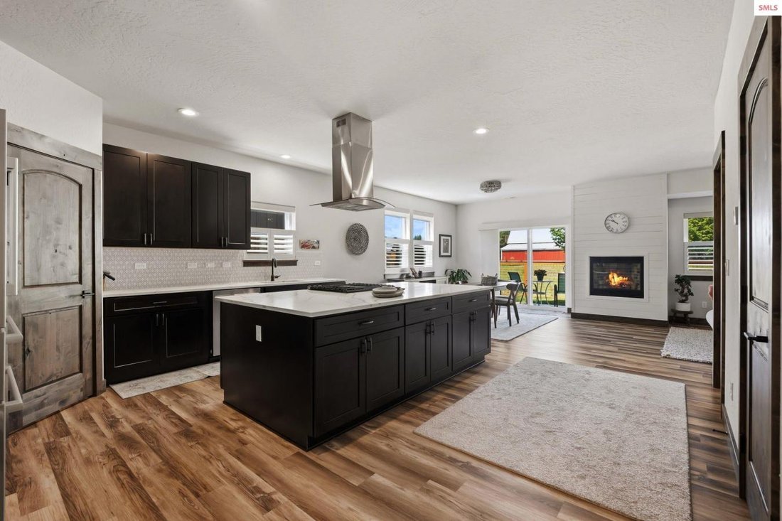 House in Sandpoint, Idaho, United States 4 - 18349773