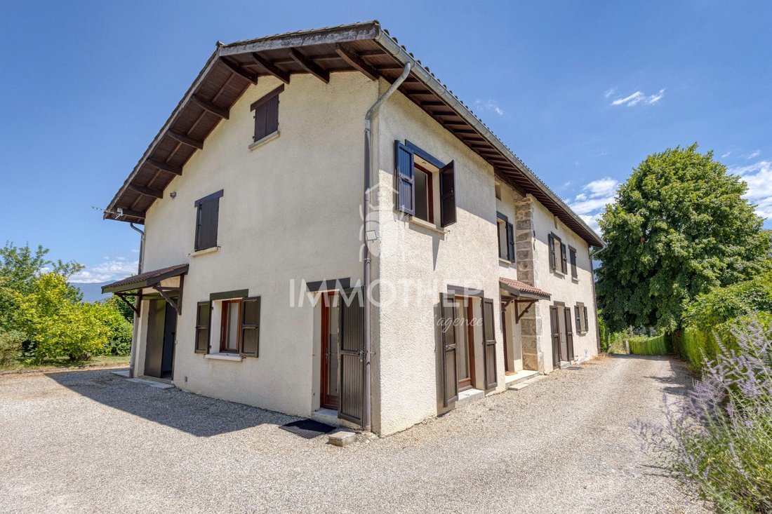 House in Palisses-Tuileries-Montfort-Belledonne, Crolles, France 2 - 18348791
