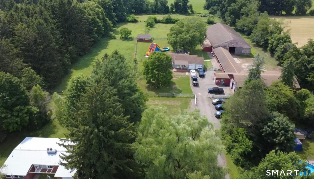 House in Wallingford, Connecticut, United States 1 - 18284394