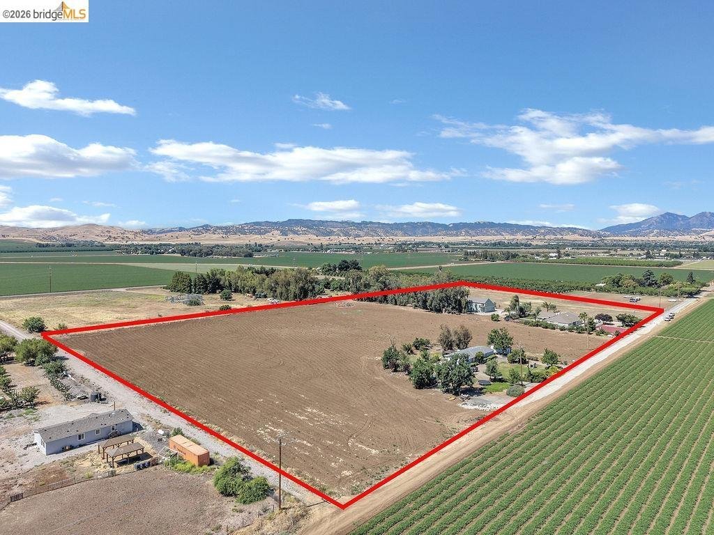 Brentwood, California, United States 4 - 18349326
