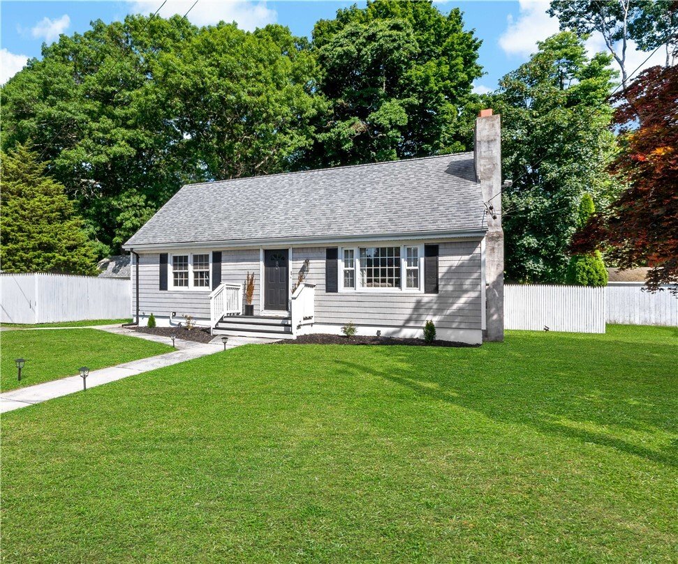 House in Tiverton, Rhode Island, United States 3 - 18349133