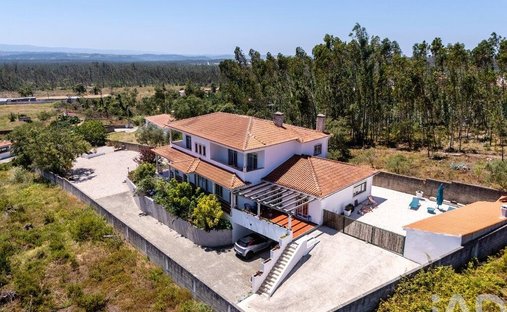 Townhouse in Pataias, Leiria District, Portugal 1