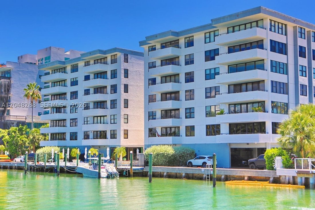 Condo in Bal Harbour, Florida, United States 1 - 18349760