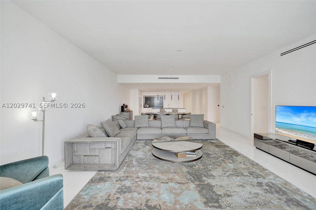 Condo in Miami, Florida, United States 5 - 18065959