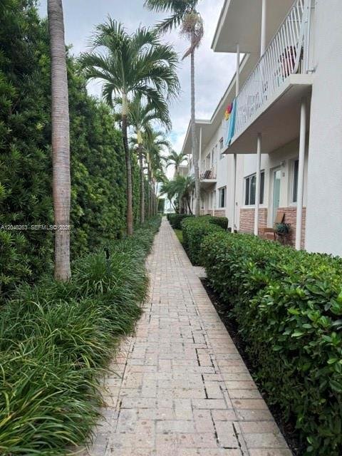 Miami Beach, Florida, United States 3 - 18348175
