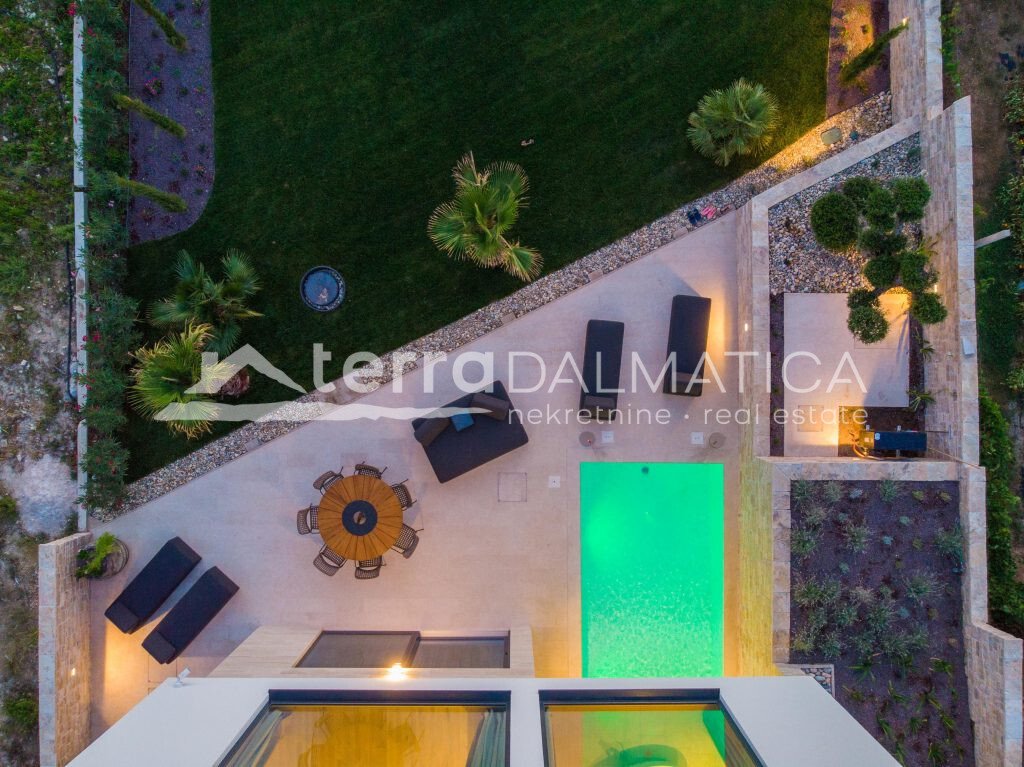 Villa in Opcina Razanac, Zadar County, Croatia 2 - 18349333