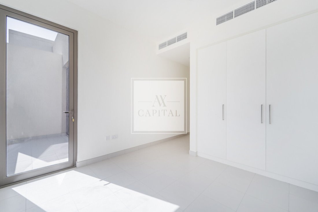 Villa in JVC / Jumeirah Village Circle, Dubai, United Arab Emirates 4 - 18349841