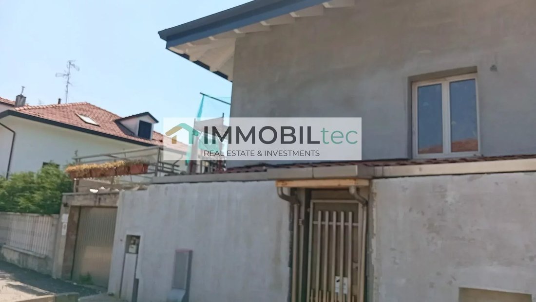 Apartment in Saronno, Lombardy, Italy 4 - 17602602