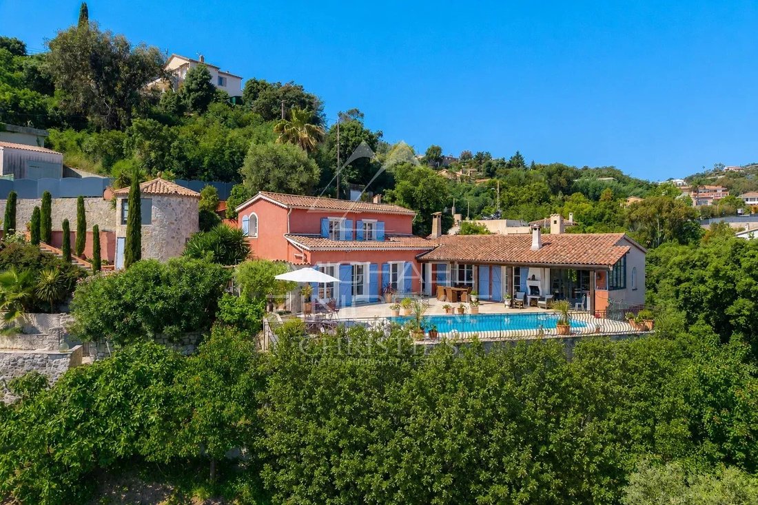 Villa in Les Termes, Mandelieu-la-Napoule, France 1 - 18061420