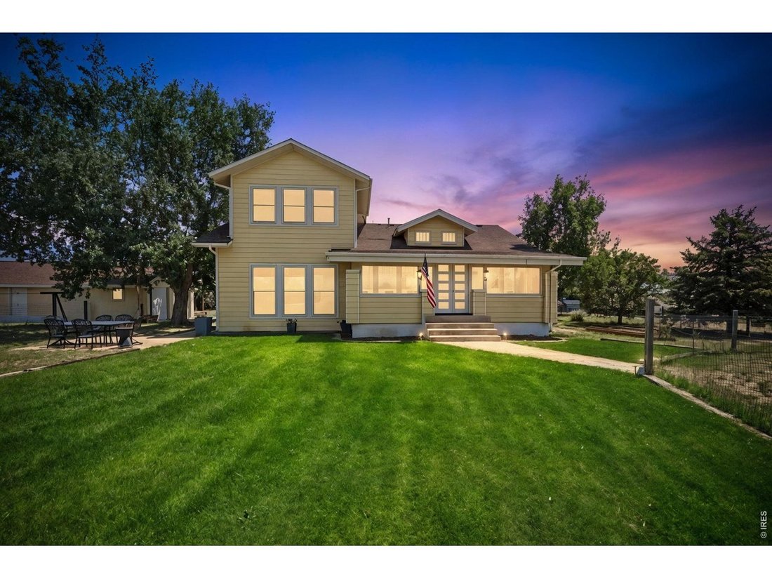 Longmont, Colorado, United States 1 - 18349689