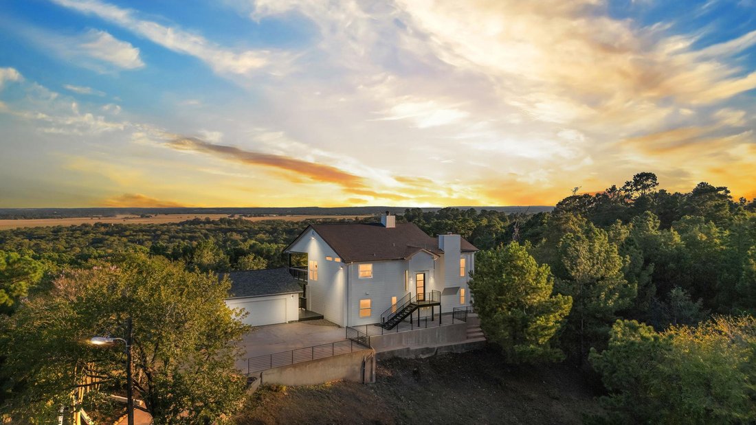 House in Bastrop, Texas, United States 2 - 18349788