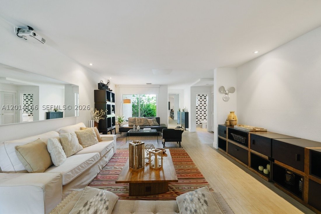 Townhouse in Key Biscayne, Florida, United States 3 - 17893750