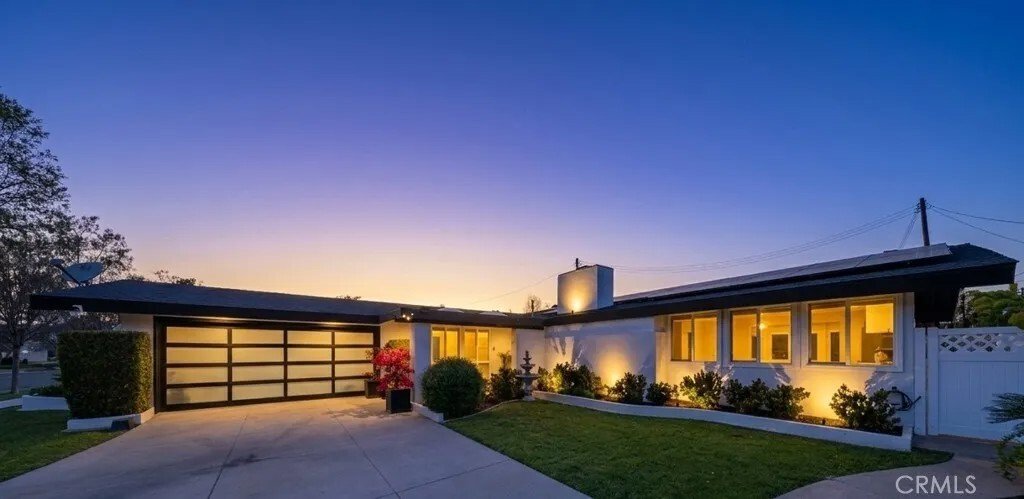 Condo in Los Alamitos, California, United States 1 - 18350068