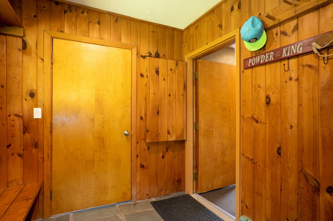 House in Londonderry, Vermont, United States 4 - 18350212