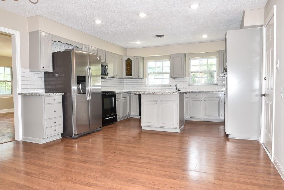 Apartment in Bacliff, Texas, United States 5 - 18350228