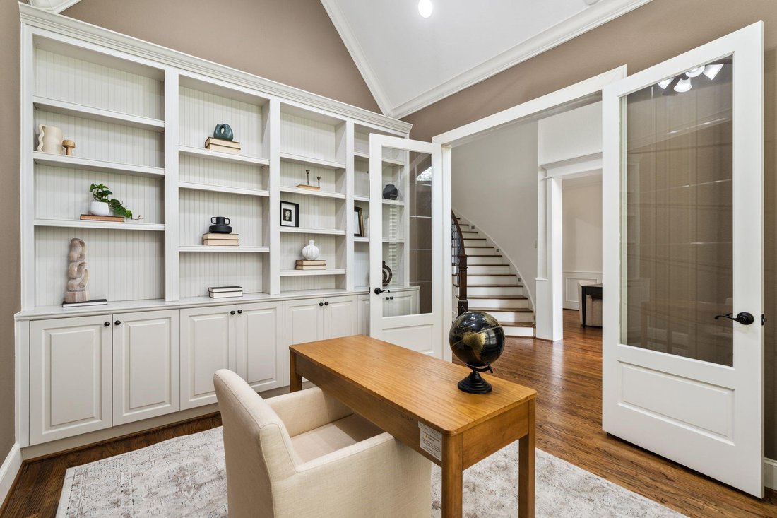 House in Houston, Texas, United States 3 - 18350242