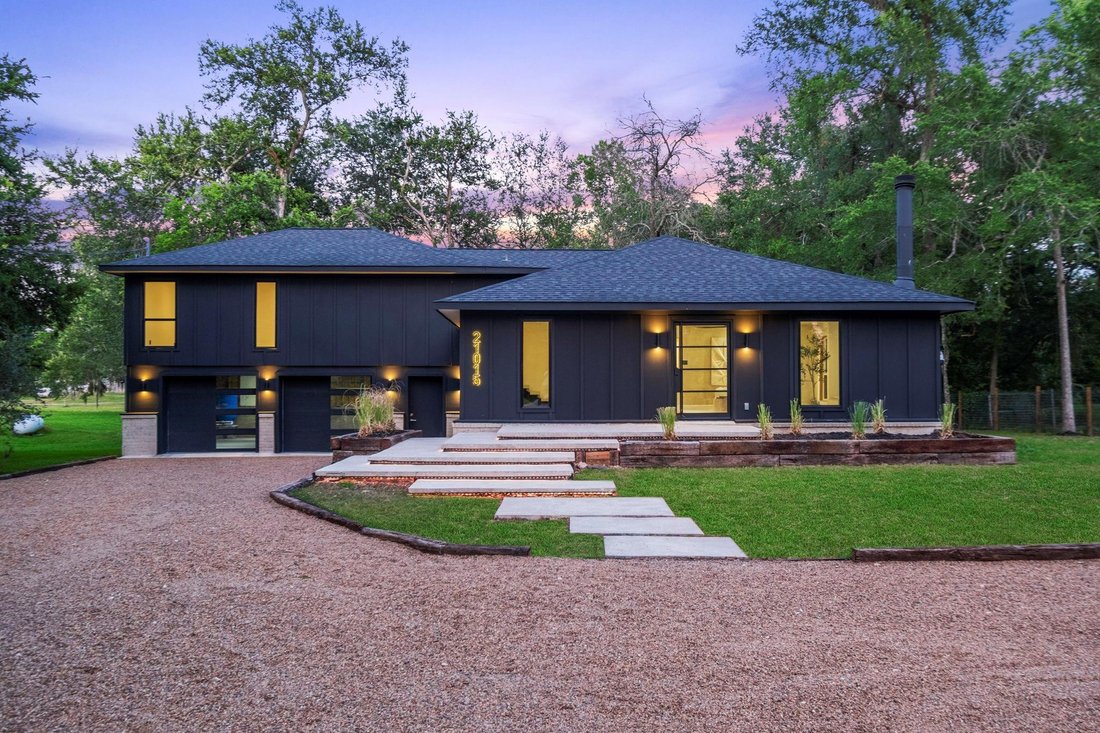 House in Alvin, Texas, United States 1 - 18350251