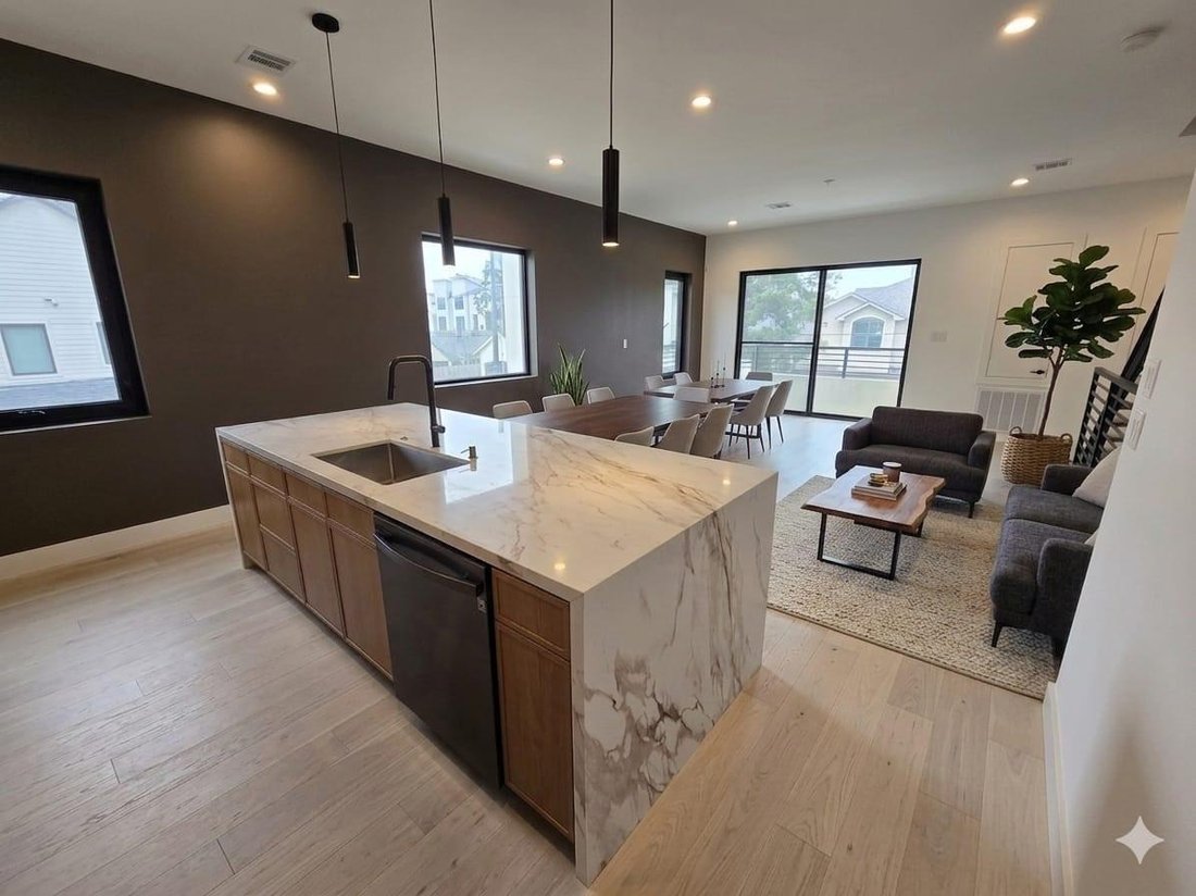 House in Houston, Texas, United States 5 - 18350254