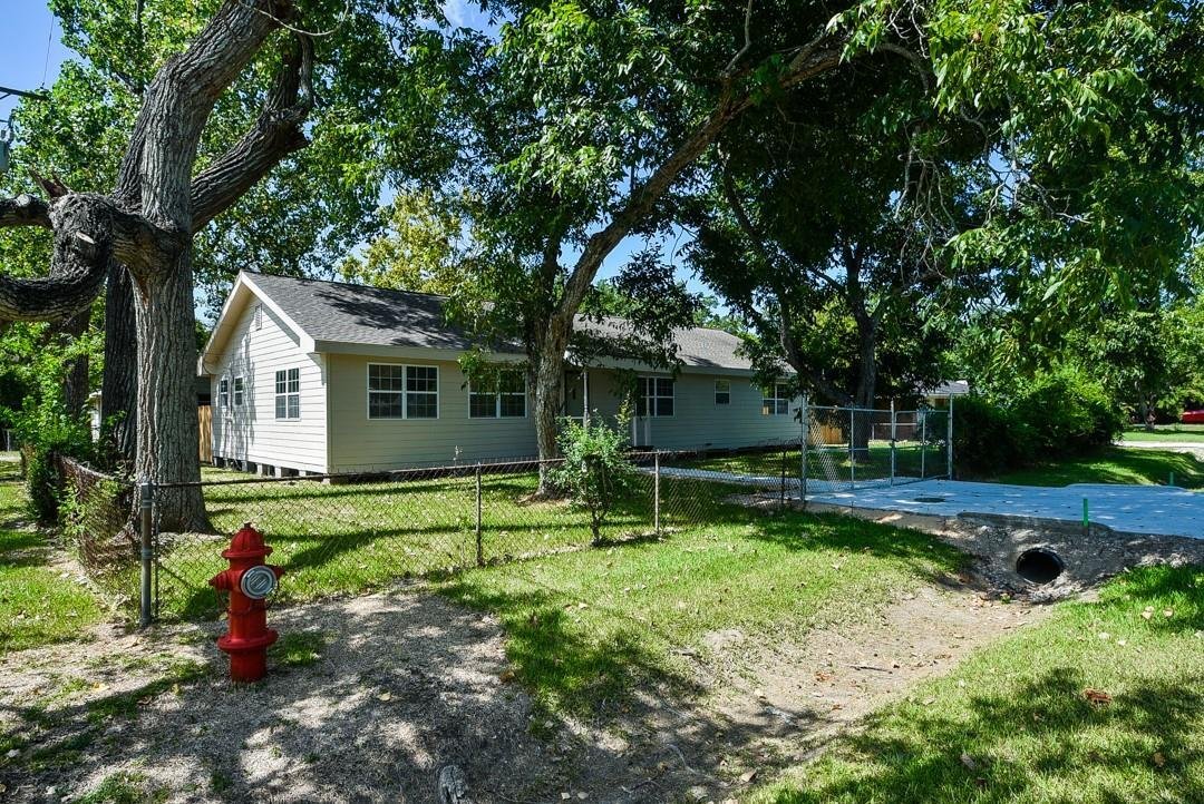 Apartment in Bacliff, Texas, United States 1 - 18350228