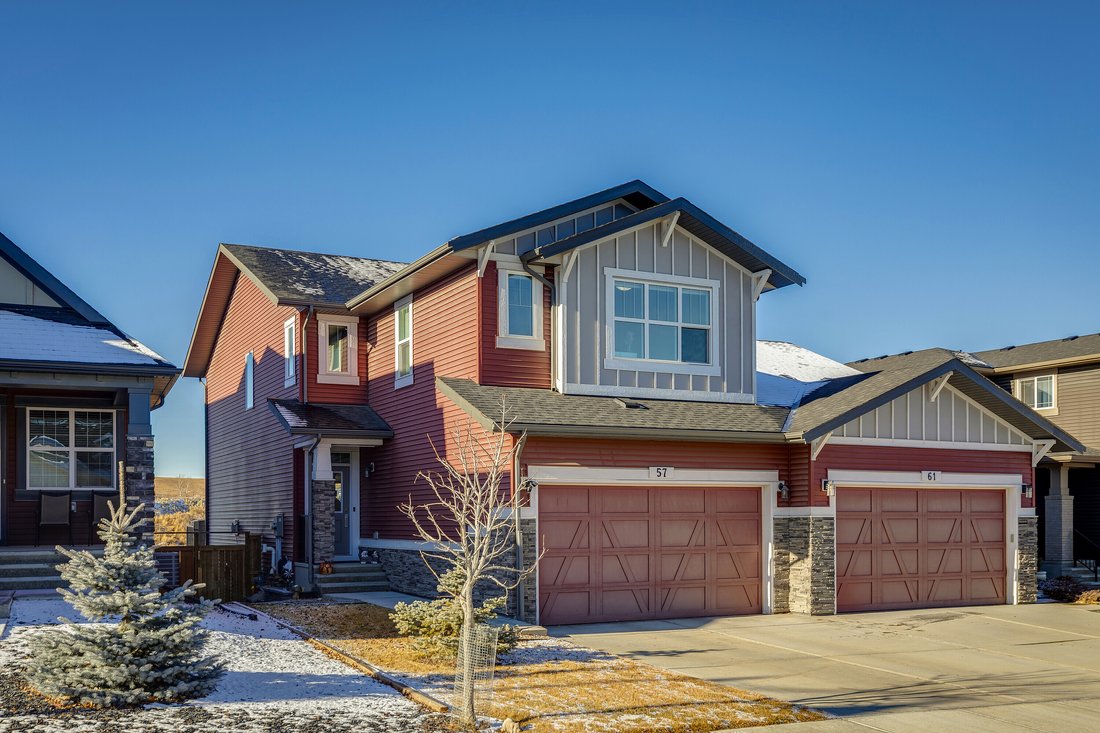 Calgary, Alberta, Canada 1 - 18349980