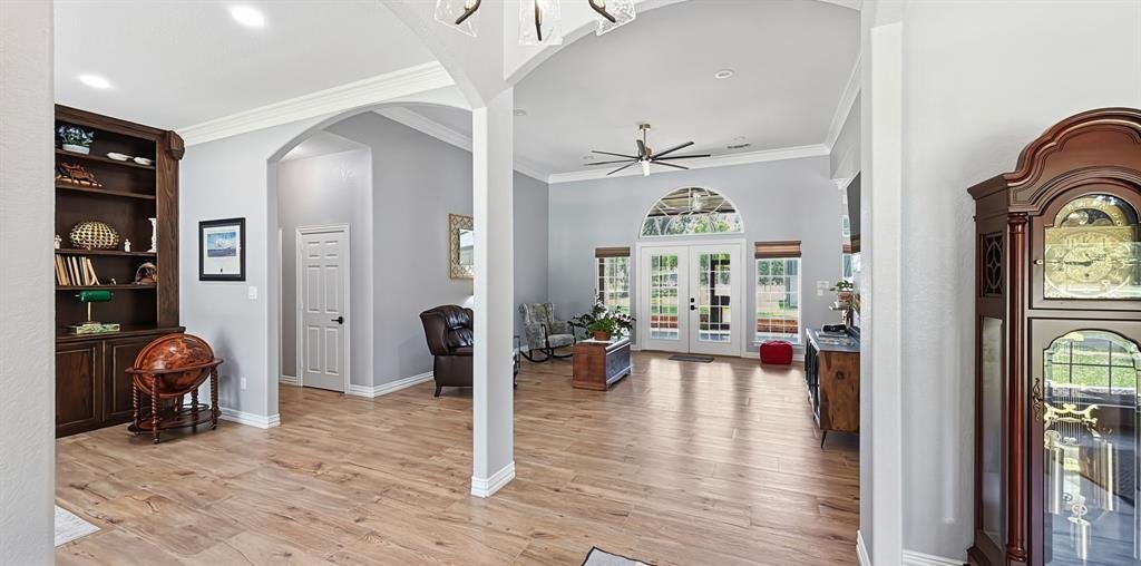 House in Granbury, Texas, United States 3 - 17855774
