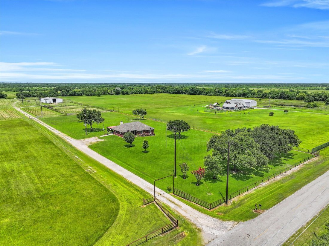 House in Alvin, Texas, United States 2 - 18350265
