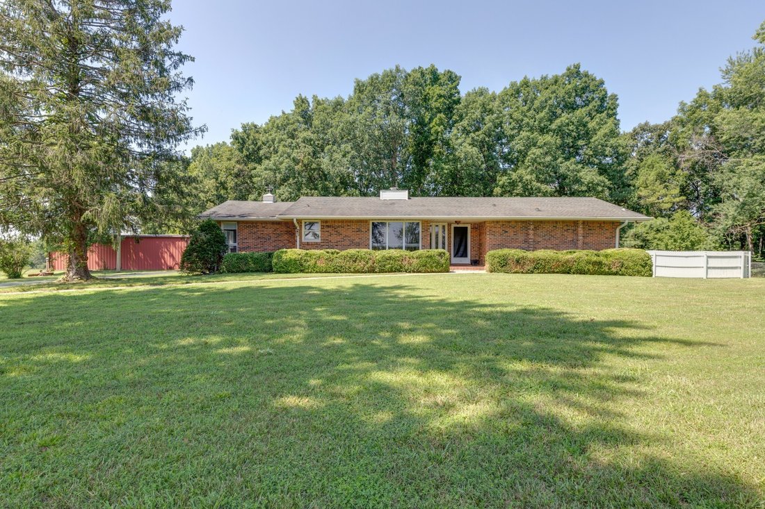 House in Charlotte, Tennessee, United States 1 - 18349992