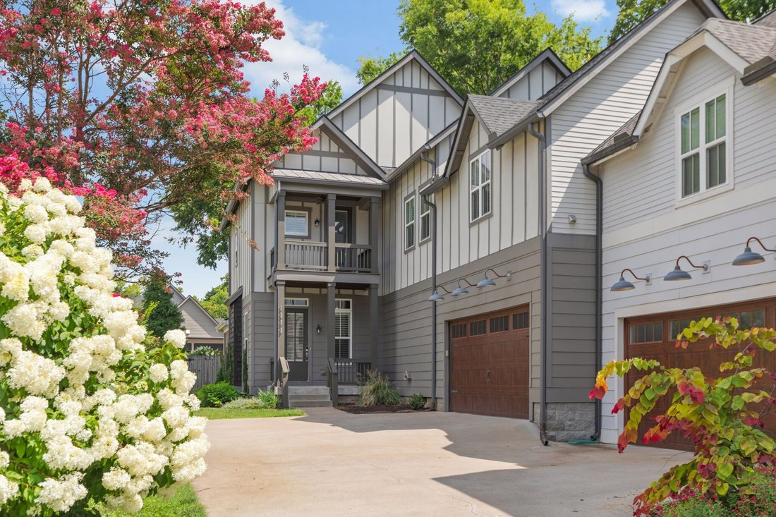 Co Op in Nashville, Tennessee, United States 1 - 18349944