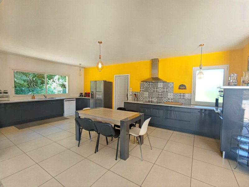 Villa in Marsac-sur-l'Isle, Nouvelle-Aquitaine, France 2 - 18350275