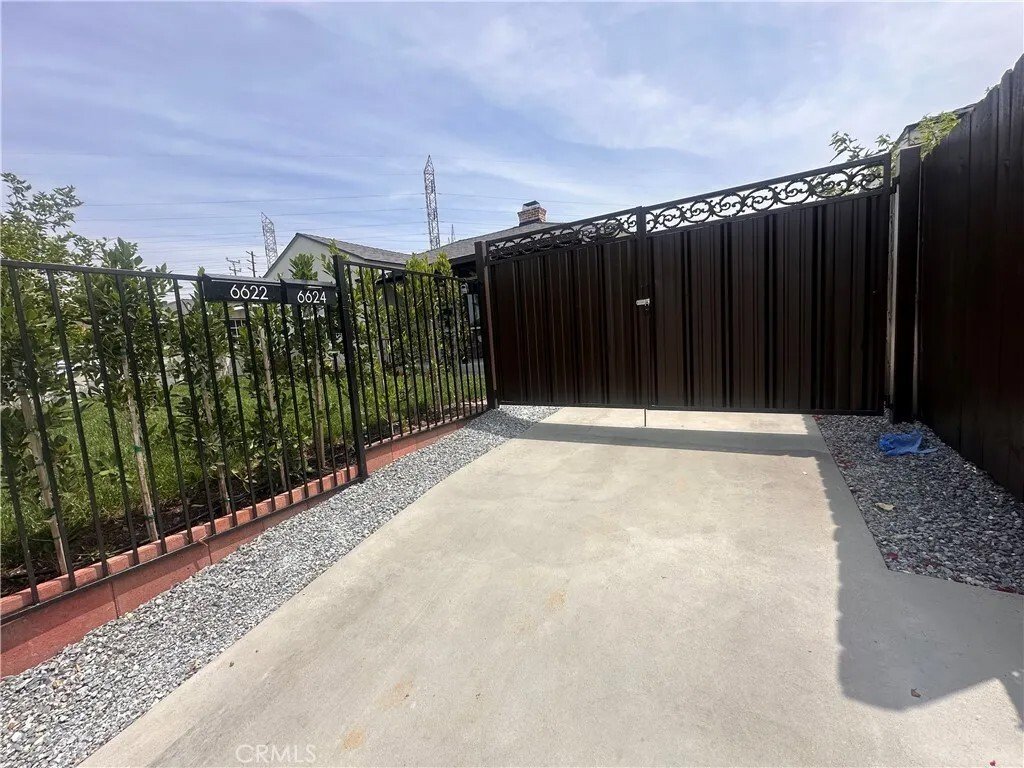 Los Angeles, California, United States 2 - 17928780