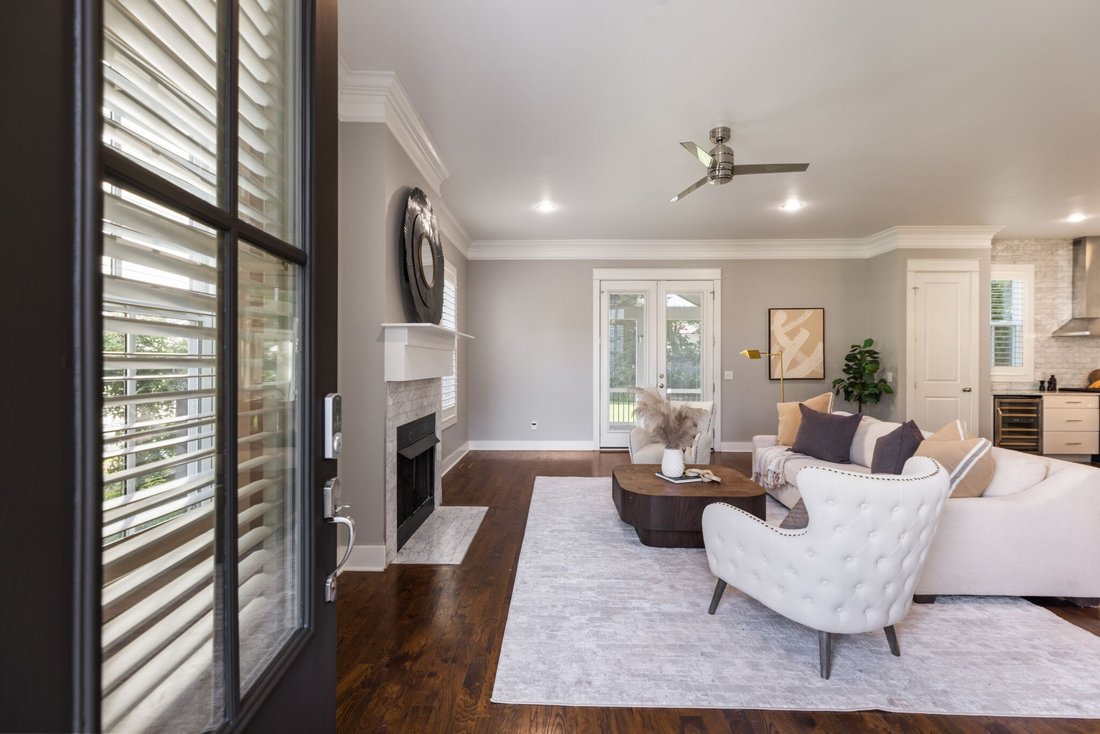 Co Op in Nashville, Tennessee, United States 5 - 18349944