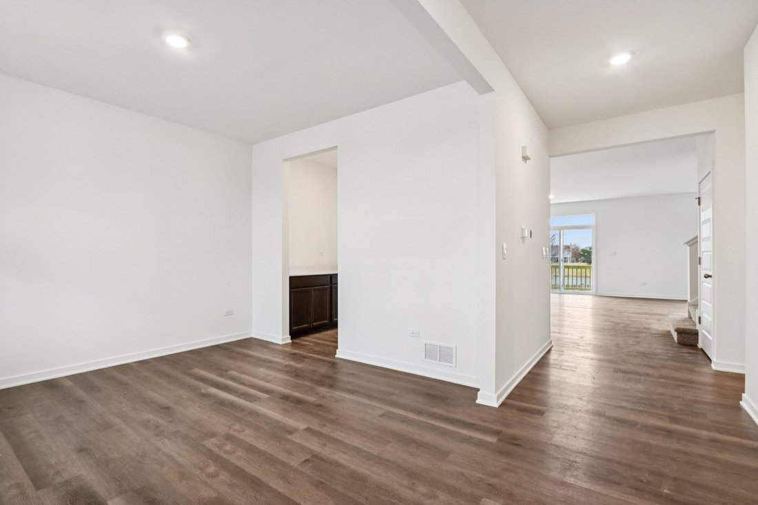 House in Aurora, Illinois, United States 5 - 18350056
