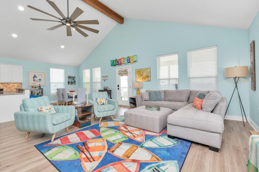 House in Galveston, Texas, United States 3 - 18350258