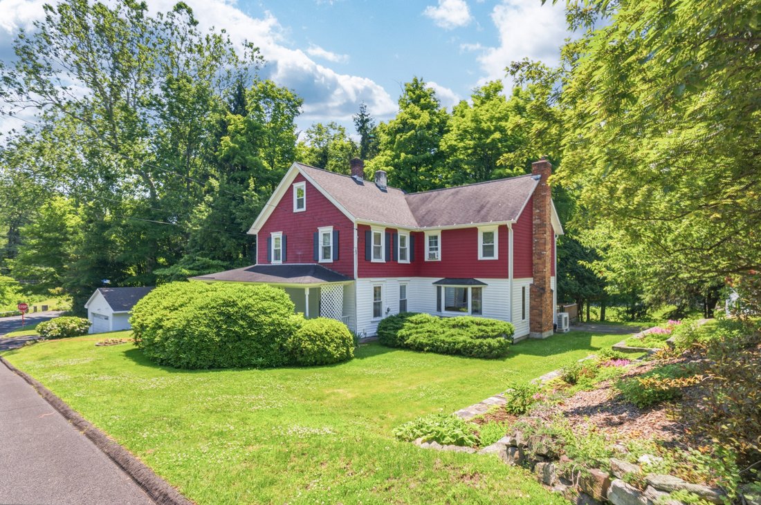 Maison à Danbury, Connecticut, États-Unis 1 - 18350216