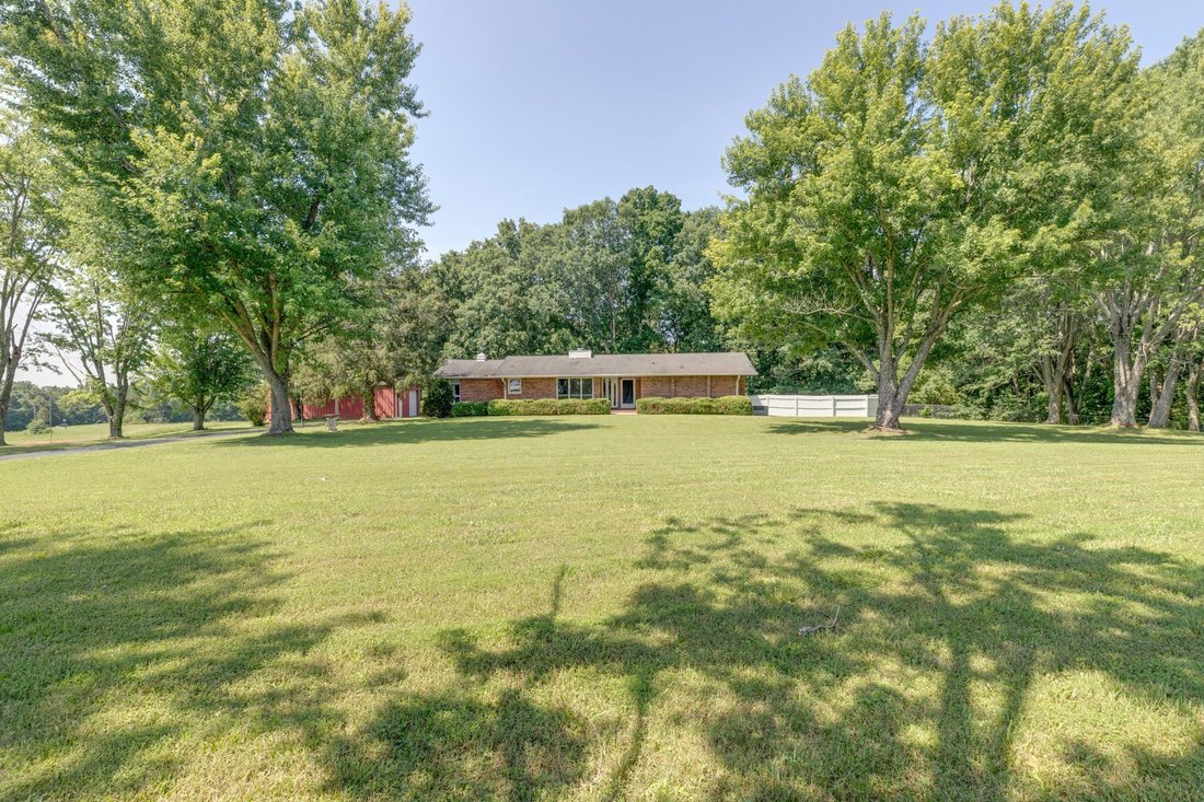 House in Charlotte, Tennessee, United States 5 - 18349992