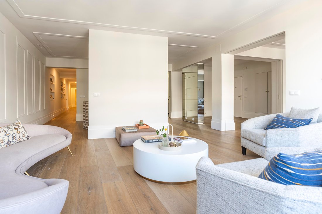 Apartment in Chamberi, Madrid, Spain 3 - 18350011