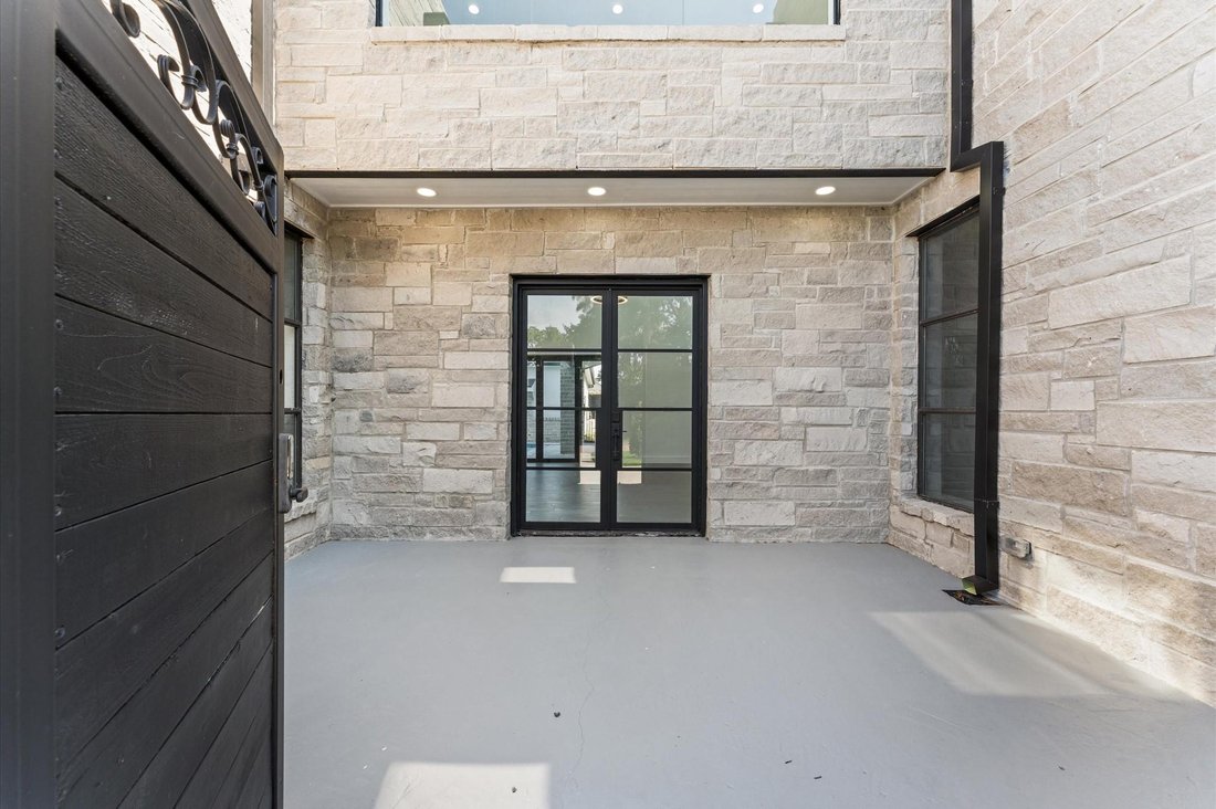 House in Houston, Texas, United States 3 - 18350229