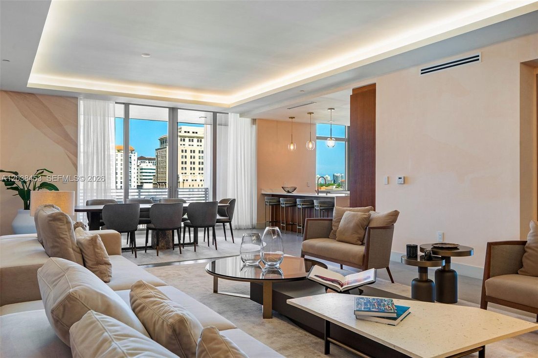Condo in Coral Gables, Florida, United States 3 - 18214837