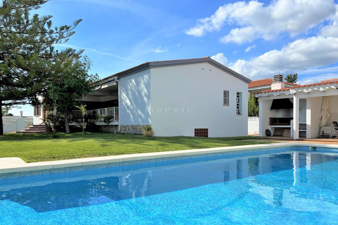 Chalet in Benicassim, Valencian Community, Spain 2 - 18350387