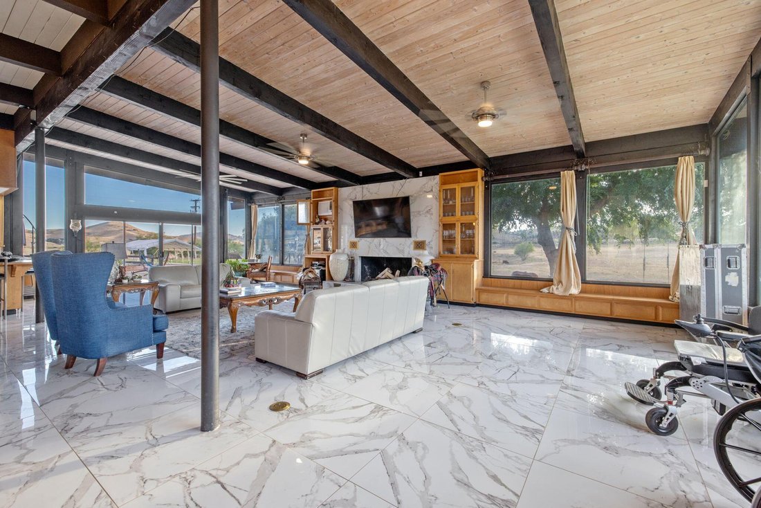 House in Exeter, California, United States 4 - 18350466