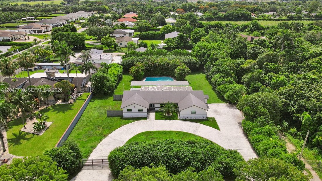 House in Miami, Florida, United States 1 - 18350347